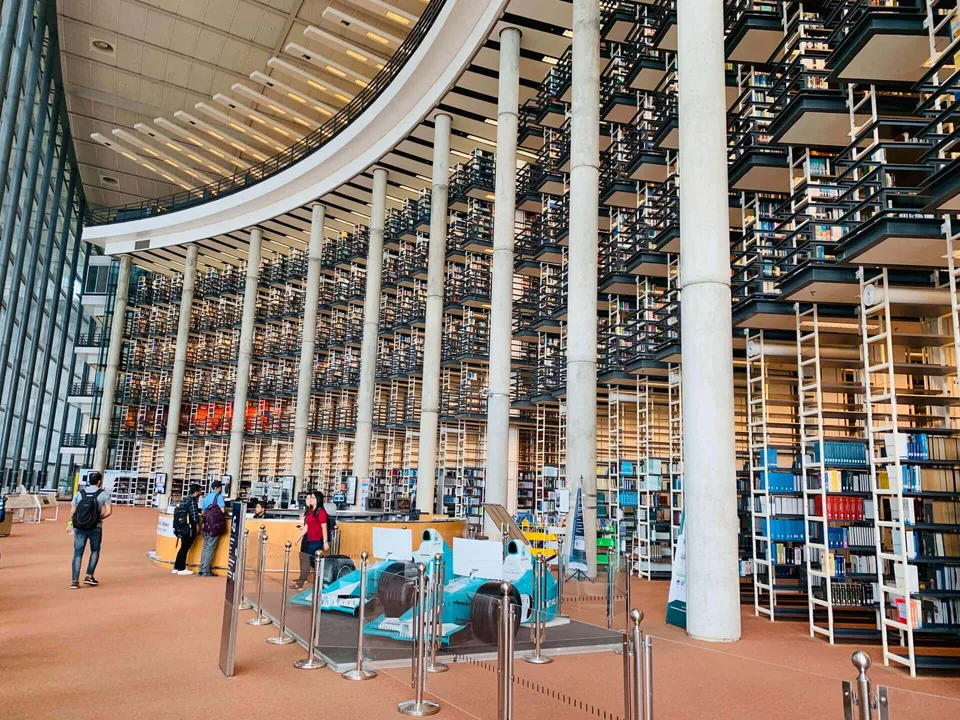 Information Resource Centre (Library)