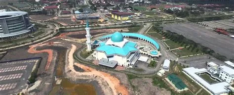 Additional UTHM campus photos